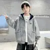 Roupas Infantis Jaqueta com Capuz Bordada para Meninos Primavera com Pontos Visíveis, Crianças Maiores Cardigan com Zíper Primavera e Outono Dropshipping Transfronteiriço