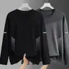 Camiseta de manga larga de otoño, capa base talla grande, cuello redondo para hombre, top simple y holgado, estilo coreano, camiseta estampada de moda