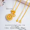 Mismo estilo que la Joyería Puzuo Oro, oro arenado, incrustaciones de diamantes rojos y azules, brújula de los ocho tesoros, collar con colgante, para mujer, estilo chino nuevo, cadena para la clavícula giratoria