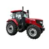Trator Agrícola Vermelho Oriental Lx2004-M de Quatro Rodas Grande para Cultivo Profundo do Solo e Aragem, Equipado com Várias Ferramentas Agrícolas