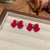 Pendientes de lazo rojo para mujer, otoño e invierno 2024, nuevos pendientes de nicho, elegantes y con un toque de estilo.