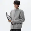 Suéter de retazos de bloques de color con cuello alto para hombre, estilo deconstruido americano otoño/invierno, vibra de marca moderna, cárdigan de punto para pareja