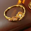 Pulsera Vintage de Flor con Circonita y Perla, Lujo Ligero, Sensación de Alta Gama, Pulsera Versátil, Joyería de Nicho de Diseñador
