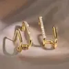 Pendientes Metálicos Geométricos de Nicho con Pedrería Super Brillante, Lujo Ligero, Gama Alta, Estilo Moderno y Elegante, Pendientes de Diseñador