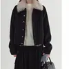 Otoño e Invierno 2026 Nuevo Estilo Ajustado Chaqueta con Solapa Estilo Coreano Negro Retro Cuello de Piel Abrigo Corto para Mujer