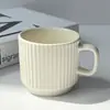 Taza de Cerámica Color Caramelo Estilo Ins para Macarons Venta al por Mayor Regalo Personalizado Creativo Celebridad de Internet Taza de Agua para Hogar y Oficina