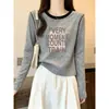 Nueva Camiseta de Manga Larga para Mujer Otoño 2026 con Bloques de Color en los Hombros, Estilo Coreano, Versátil, Moderna, Adelgazante, Top de Algodón Puro, Capa Base