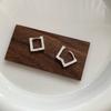 Brincos Quadrados Geométricos Simples Estilo INS Japonês e Coreano Prata de Lei S925 Design de Nicho com Senso de Personalidade Fivela de Orelha Estilo Europeu e Americano