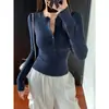 Camiseta de Manga Larga con Botones, Cuello Redondo Medio Abierto, Estilo Americano, Chica Picante, Camiseta Base para Primavera y Otoño, Corte Delgado, Camiseta Interior Base