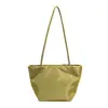 Bolso Tote de Color Sólido Nuevo de Nicho Bolsa Cesta de Verduras para Mujer de Gran Capacidad Ligero para Viajar Bolso de Hombro Único Bolso Cubo para Debajo del Brazo