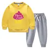 Conjunto de suéter infantil outono e inverno 2023 Estilo ocidental novo grande infantil de veludo acolchoado quente de inverno com mangas compridas