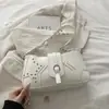 2026 Otoño Temprano Nuevo de Moda Chica Caliente Diseño de Nicho Bolso de Motocicleta Bolso de Hombro Único Bolso de Axila Bolso de Mano para el Trabajo Bolso de Mujer