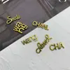Acessórios retrô de liga inglesa temperamento cor bronze grande aplique presilha de cabelo personalidade capa de celular sapatos roupas material DIY