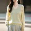 Básico de corte ajustado, favorecedor escote en V, forro polar, cálido, cuello suave, top capa base, suéter tejido para mujer, amarillo pluma