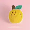 Broche de peluche navideño árbol de Navidad muñeco de nieve ciervo pin bufanda de Papá Noel pin calcetines decoraciones accesorios