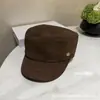 Sombrero de Equitación Negro Retro Estilo Japonés para Mujer, Hecho de Cuero y Terciopelo, Adecuado para Todas las Estaciones, Circunferencia de Cabeza Grande, Versátil, Elegante, Hace que el Rostro Parezca Más Pequeño, Sombrero de Ala Hacia Adelante para Otoño e Invierno