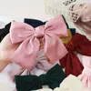 Presilha de Cabelo Grande de Cetim com Laço e Acabamento de Luxo, Grampo Exquisito para a Parte de Trás da Cabeça, Presilha Superior, Presilha Lateral, Acessório de Cabelo para Menina