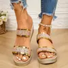 0 Sandálias de Salto Alto com Solado Grosso Tamanho Grande 51 Femininas Novas Elegantes de Comércio Exterior Sandálias Transfronteiriças Salto Plataforma Y Moda Dourado Metálico Estilo Europeu e Americano
