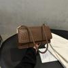 Textura de Alta Qualidade Design de Nicho Francês Bolsa Axilar para Mulheres 2025 Nova Retrô Versátil Transversal de Ombro Pequena Bolsa Quadrada