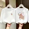 Camiseta de algodón puro de manga larga para niña de principios de otoño, top base de otoño para niños mayores, top elegante de cuello redondo para niñas en edad escolar