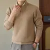 Suéter de punto grueso con cremallera a media altura y cuello alto, forrado de forro polar para hombre, nuevo suéter cálido de capa base para otoño e invierno 2026