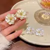 Pendientes de Camelia Estilo Francés Plata de Ley 925 Modelo Popular Nuevo 2026 Pendientes de Lujo Ligero de Gama Alta Dulces Versátiles Accesorios para Orejas