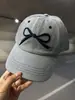 Nueva Gorra de Mezclilla Ins de Corea del Sur para Primavera y Verano para Mujer con Lazo Bordado Moda Versátil Protector Solar Gorra de Béisbol Tendencia