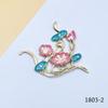 Una variedad de accesorios de aleación tipo cloisonné imitación colgante azul quemado accesorios de aleación con borla horquilla antigua para manualidades corona para el cabello