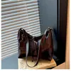 Bolsa de ombro feminina moderna e simples, grande capacidade, bolsa de axila leve, versátil para o uso diário, bolsa transversal, bolsa tote, bolsa para o trabalho
