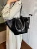 Bolso de mano retro de cuero encerado para mujer, nueva colección otoño 2026, bolso tote moderno y sofisticado, gran capacidad, adecuado para ir al trabajo, bolso de hombro