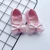 Primavera y Verano Nuevos Zapatos Antideslizantes para Bebé Niña, Zapatos de Boca Cuadrada, Zapatos para Primeros Pasos de Bebé, Suela Blanda, Zapatos de Princesa Bordados, Traje con Diadema