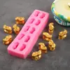 Molde de Silicone para Biscoito Bolo Fondant Cachorro Osso Gato Garra Ovelha Muletas Chocolate