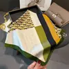 Bufanda Anjia Sun Li Bufanda de Moda Rayada Seda de Imitación Cuadrado Pequeño 70cm Chal Protector Solar Bufanda Profesional