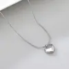 Colar L205 Luxo Leve em Aço Inoxidável Dourado em Formato de Coração para Mulheres com Pingente Único de Coração Tridimensional