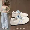 Populares zapatillas de mujer estilo alemán, nuevo modelo otoño 2026, transpirables, ligeras, cómodas, zapatillas casuales y cómodas para estudiantes