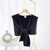 Chal Pequeño para Hombro de Habitación con Aire Acondicionado de Verano Bufanda Tejida para Protección del Cuello de Mujer Primavera y Otoño Delgada Versátil Celebridad de Internet Camisa