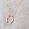 Collar de diamantes cuadrados de moda simple con diseño geométrico retro y cadena de clavícula hexagonal hueca para mujer, joyería transfronteriza europea y americana