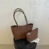 Bolso Cubo Vintage de Gran Capacidad para Mujer 2026 Nuevo Moderno Sencillo Bolso de Hombro para el Trabajo Viaje Diario Bolso Tote