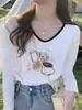 Camiseta elegante e única com blocos de cor e decote V de manga longa para mulheres, apresentando uma estampa floral em cinza claro, perfeita como segunda pele ou top base estilo coreano para o outono