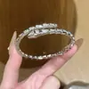 Nuevo Pulsera de Latón con Hebilla de Circonita Incrustada de Cristal Pulsera Exquisita Totalmente Diamantada Súper Brillante Joyería de Mano Elegante de Lujo Ligero