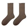 Calcetines para mujer hechos de algodón de Xinjiang, estilo primavera y otoño, color liso, con bordes rizados y diseño acanalado, longitud a media pantorrilla, dulces y lindos, con ribete de encaje, al por mayor