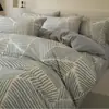 Juego de ropa de cama de cuatro piezas de alta calidad, amigable con la piel, todo algodón cepillado, funda de edredón estilo nórdico simple, ropa de cama de algodón puro, juego engrosado