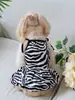 Vestido de animal print para pet com alças, estampa de zebra, leopardo e vaca, vestido curto de amarrar para cães pequenos e gatos, roupa de primavera/verão