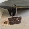 Bolso de Mano Estilo Retro de Lunares Nuevo Otoño 2026 para Mujer Versátil de Alta Gama para Viajes Diarios Bolso de Hombro Único Bolsos de Mujer al por Mayor