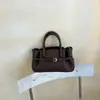 Bolso de mano con hebilla de cinturón de alta gama transfronterizo, bolso cuadrado pequeño casual vintage elegante, bolso de hombro y bandolera de estilo coreano de lujo ligero a la moda
