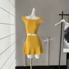 Falda color amarillo jengibre estilo deseo puro temperamento ajustada y adelgazante dulce y picante americana cintura ceñida
