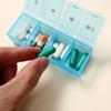 Caja Pequeña de Pastillas de Cuatro Compartimentos, Empaque Portátil, Caja de Almacenamiento Pequeña Portátil para Viajes al Aire Libre, Caja de Plástico Transparente