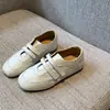 Zapatos de Ballet de Entrenamiento Finos Nuevos Primavera 2026 para Mujer con Velcro, Zapatos Casuales Planos Versátiles de Moda para Mujer en Plateado