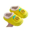 Novas Pantufas de Algodão para Casa para Crianças Desenho de Frutas Inverno com Forro de Lã Quente Roupa Externa Bebê Impermeável Antiderrapante Pantufas de Algodão