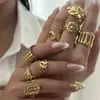 Nuevo conjunto de anillos vintage de estrella de mar hueca transfronterizo europeo y americano, anillo único de nicho de hoja de tortuga para el dedo índice